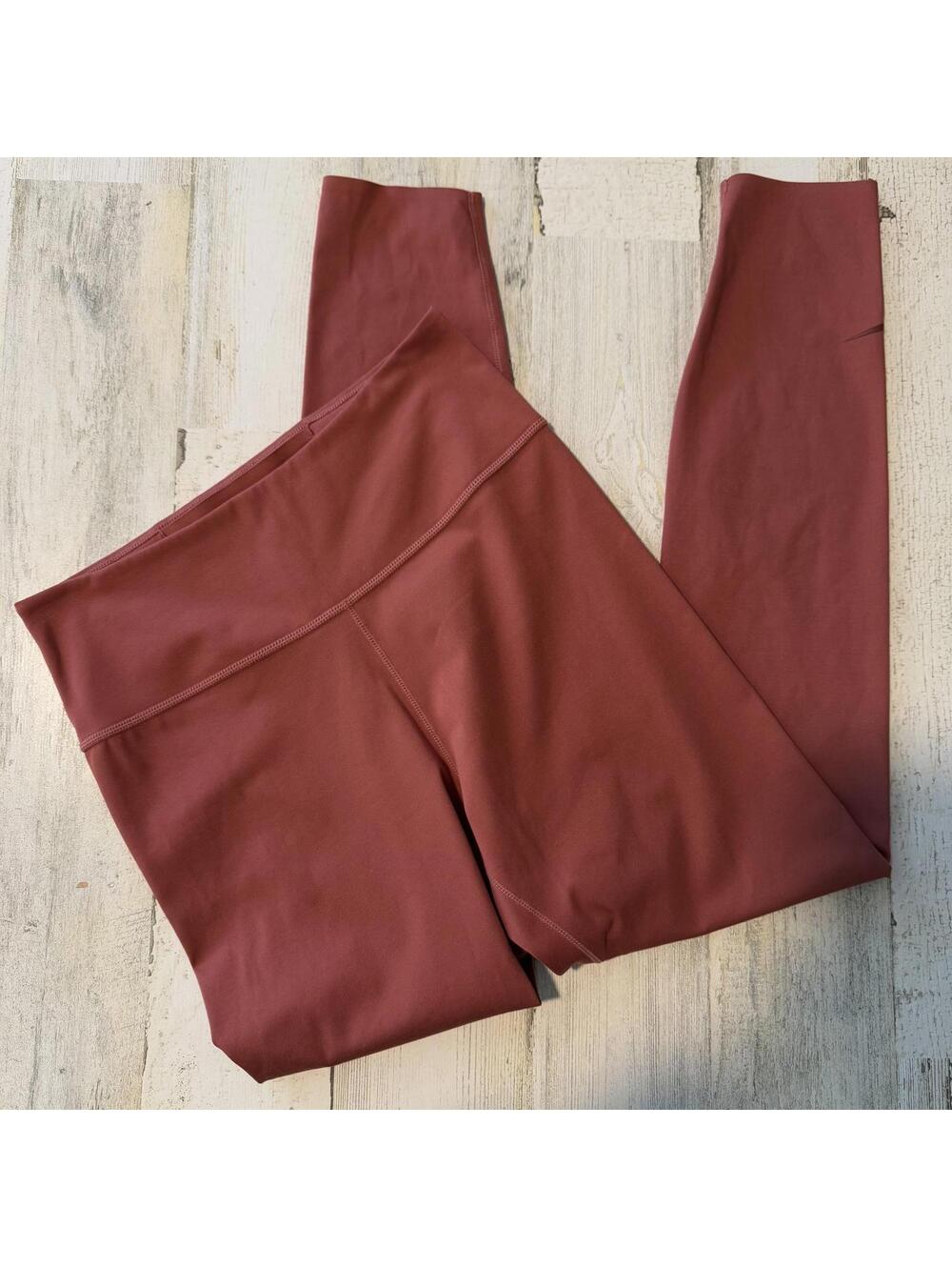 Nike Dri-FIT Women's Size Small Leggings Rust Red Leggings